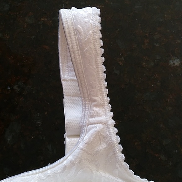 Playtex 18-Hour Wireless Bra 42D White Style 4745 - Picture 14 of 16